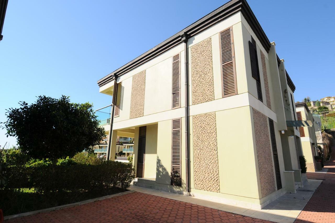 Gold City Luxury Accommodation Kargıcak Extérieur photo